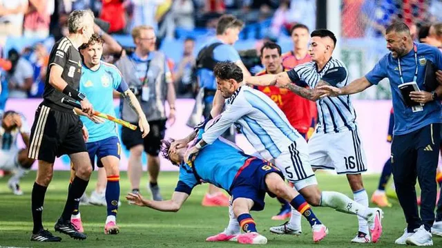 Paredes puts question mark over Argentina future