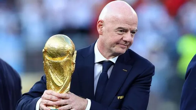 Fifa accuses Uefa of 'smear campaign' against Infantino