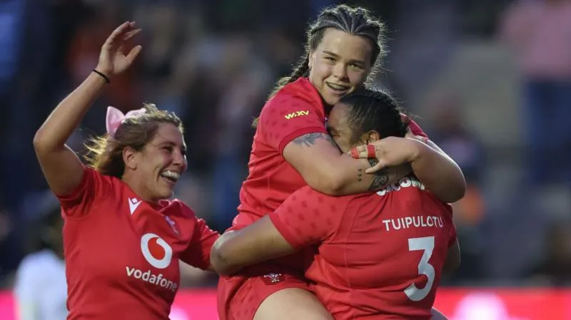 Inspired Wales seal stunning win over South Africa