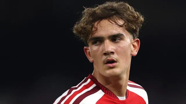 Arsenal open to Dowman loan in right circumstances