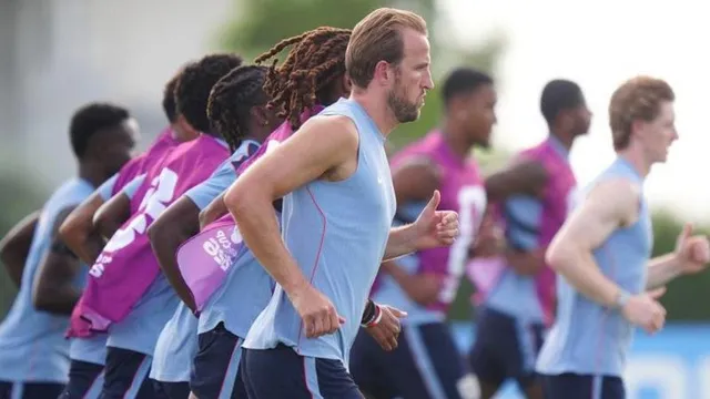 England's Guehi, Rice & James all train before Norway game